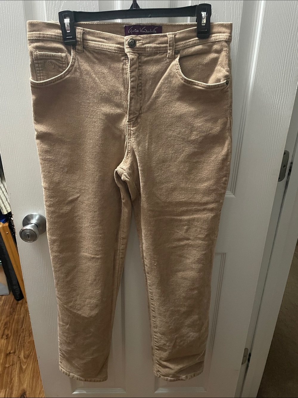 Vintage Gloria Vanderbilt corduroy Tan Stretch Straight Jeans - Neutral Tan. 10